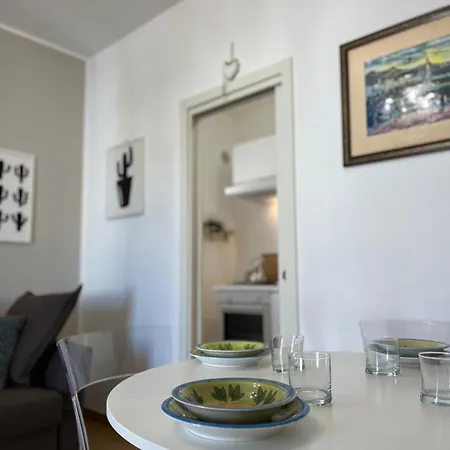 Apartment Clara House *