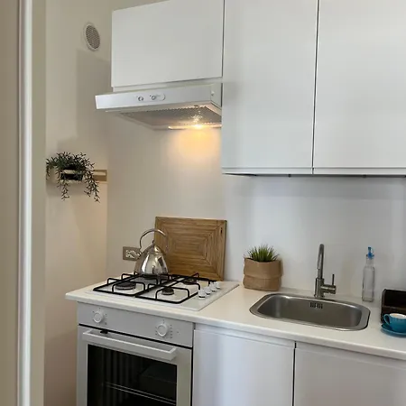 Clara House Апартаменты Поджардо